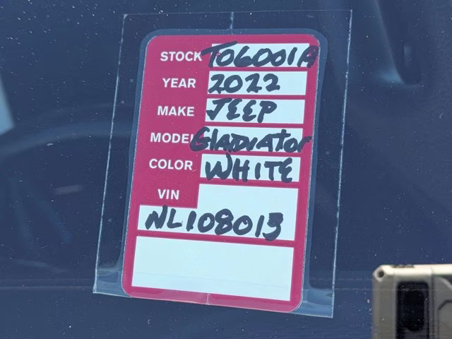2022 Bright White Clearcoat Jeep Gladiator High Altitude 4X4 Truck