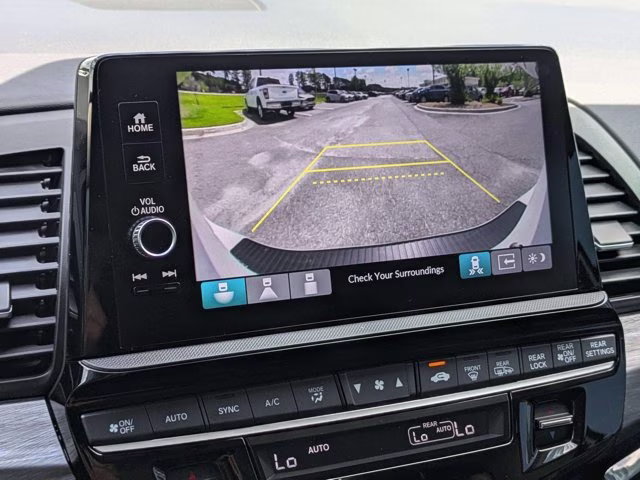 2025 Platinum White Honda Odyssey Elite FWD Van