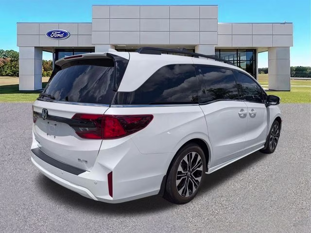 2025 Platinum White Honda Odyssey Elite FWD Van