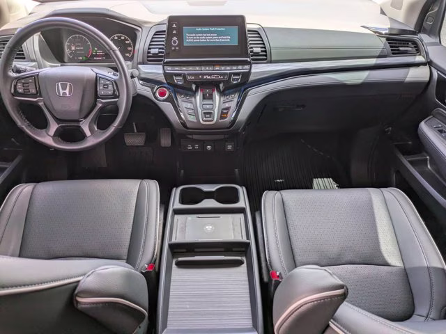 2025 Platinum White Honda Odyssey Elite FWD Van