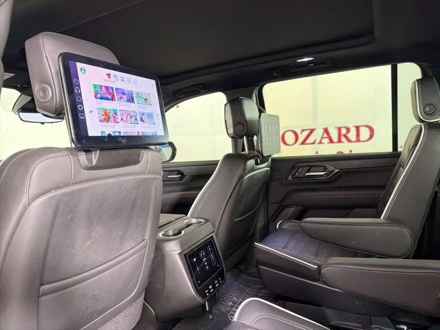 2025 Titanium GMC Yukon XL AT4 Ultimate 4X4 SUV