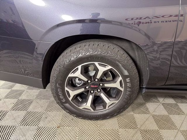 2025 Titanium GMC Yukon XL AT4 Ultimate 4X4 SUV