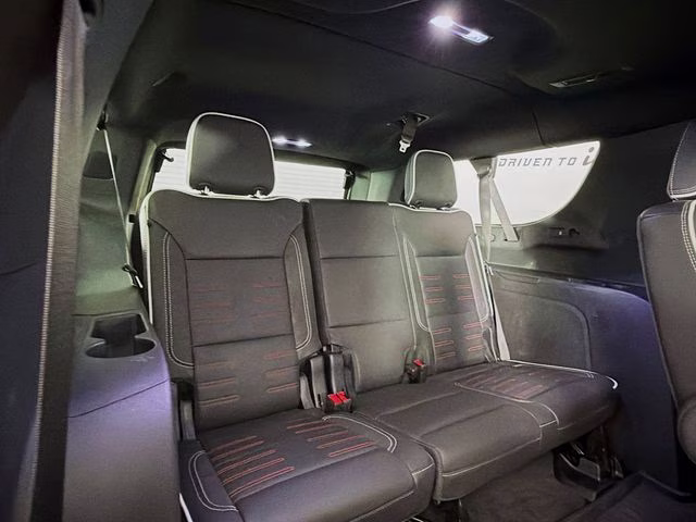 2025 Titanium GMC Yukon XL AT4 Ultimate 4X4 SUV