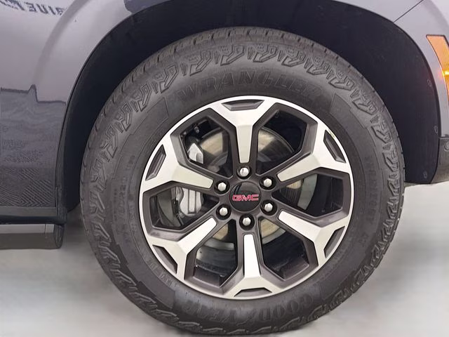 2025 Titanium GMC Yukon XL AT4 Ultimate 4X4 SUV