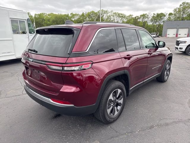 2022 Velvet Red Pearlcoat Jeep Grand Cherokee 4xe 4X4 SUV