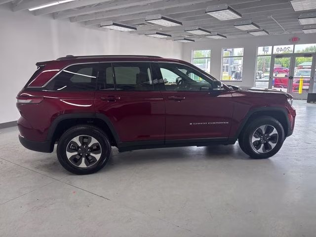 2022 Velvet Red Pearlcoat Jeep Grand Cherokee 4xe 4X4 SUV
