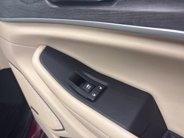 2022 Velvet Red Pearlcoat Jeep Grand Cherokee 4xe 4X4 SUV