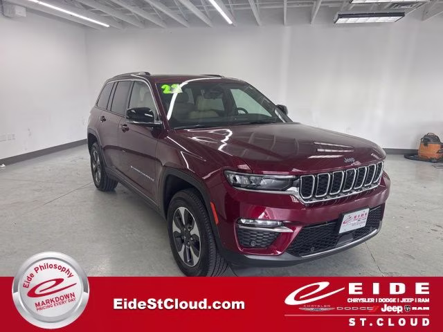 2022 Jeep Grand Cherokee 4xe 4x4's photo