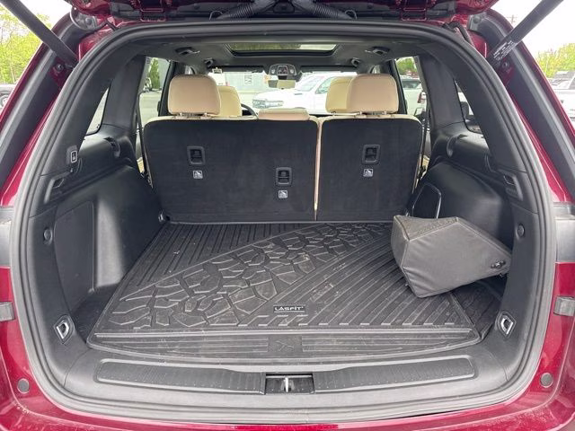 2022 Velvet Red Pearlcoat Jeep Grand Cherokee 4xe 4X4 SUV
