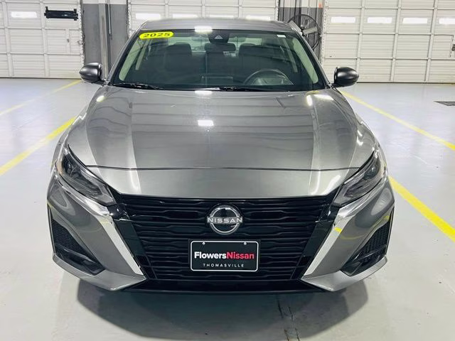 2025 Gun Metallic Nissan Altima 2.5 S FWD Sedan