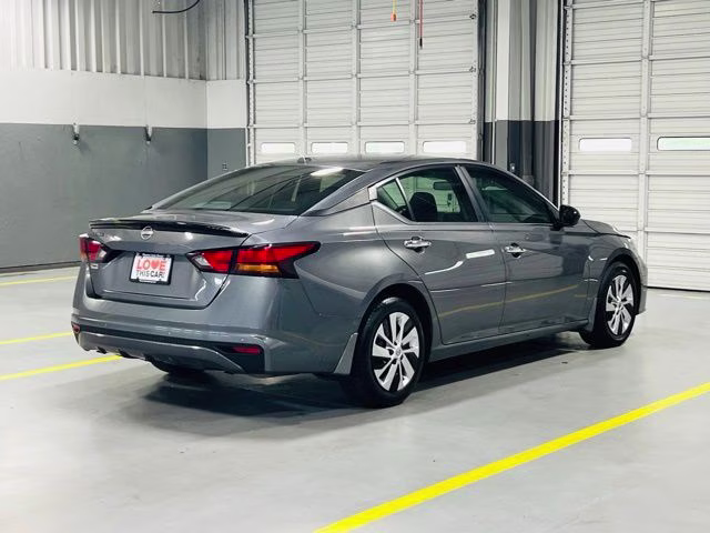 2025 Gun Metallic Nissan Altima 2.5 S FWD Sedan