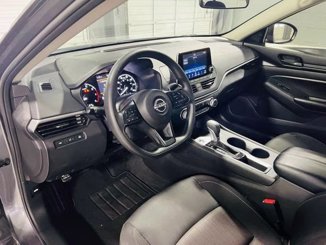 2025 Gun Metallic Nissan Altima 2.5 S FWD Sedan