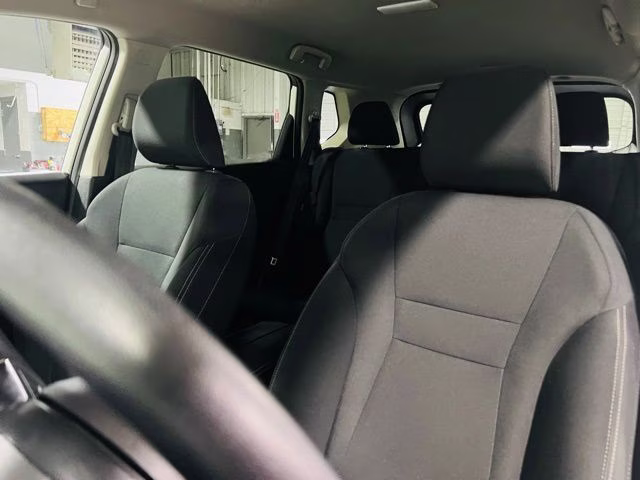 2024 Glacier White Nissan Rogue S FWD SUV