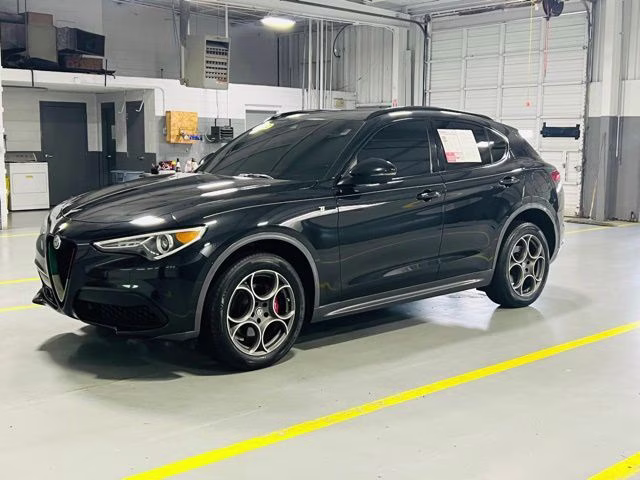 2022 Vulcano Black Metallic Alfa Romeo Stelvio Ti AWD SUV