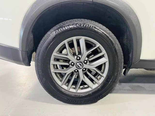 2024 Glacier White Nissan Rogue S FWD SUV