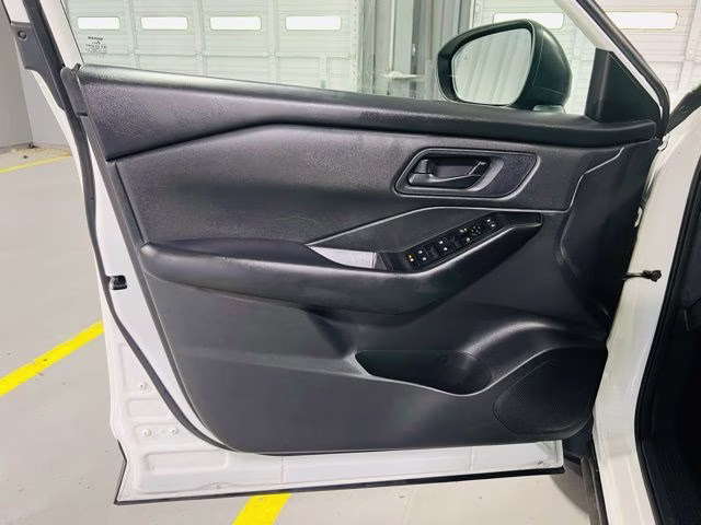 2024 Glacier White Nissan Rogue S FWD SUV