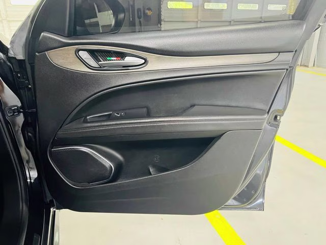 2022 Vulcano Black Metallic Alfa Romeo Stelvio Ti AWD SUV