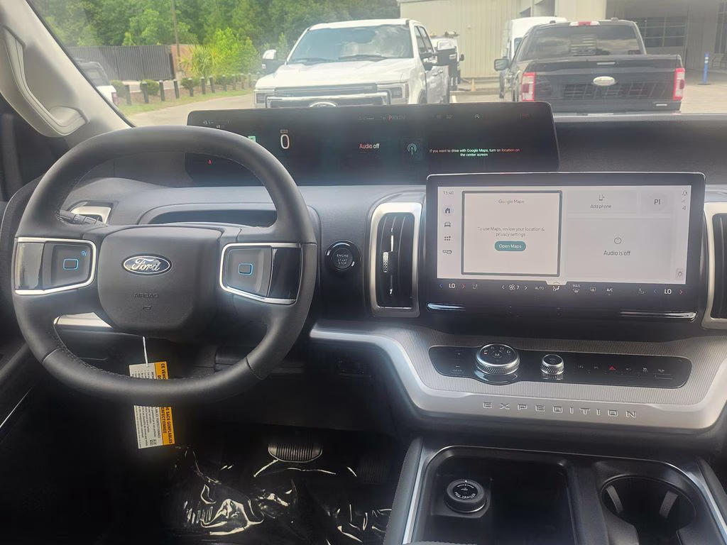 2026 Space Silver Metallic Ford Expedition Max Active RWD SUV