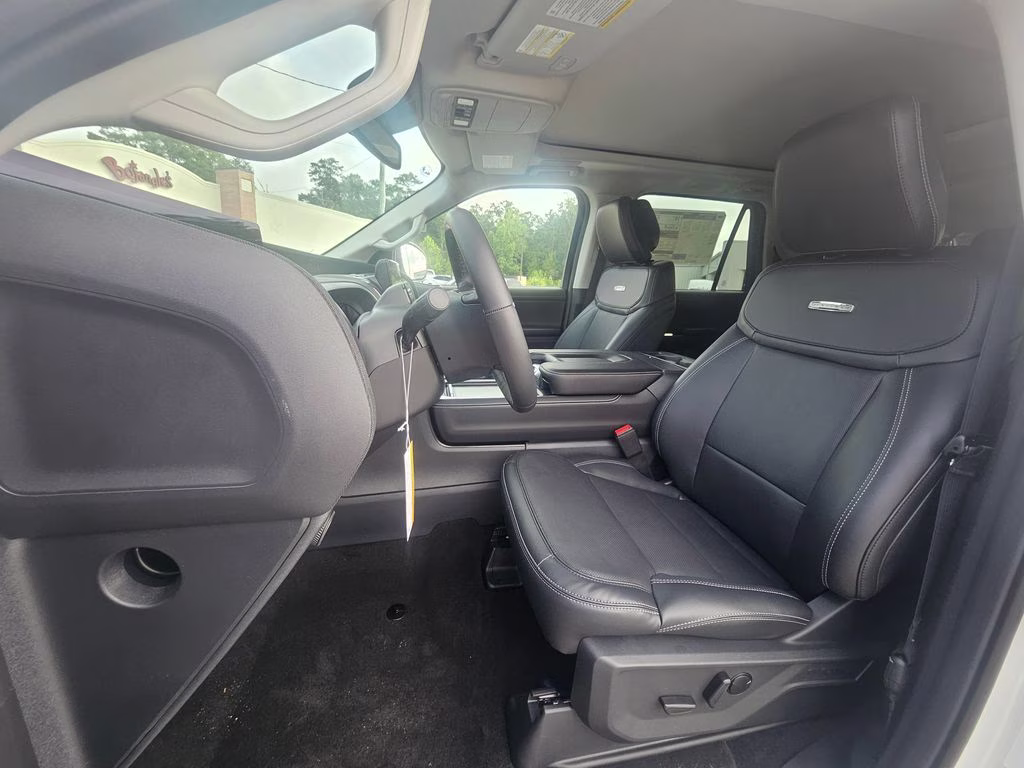 2026 Oxford White Ford Expedition Max Platinum 4X4 SUV