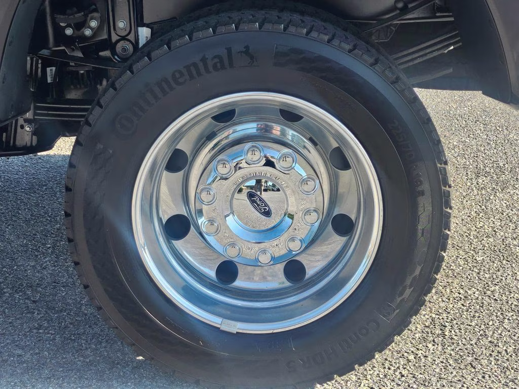 2026 Agate Black Metallic Ford Super Duty F-450 DRW Platinum 4X4 Truck