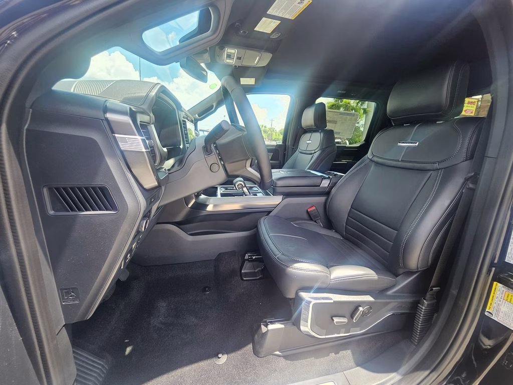 2026 Agate Black Metallic Ford F-150 Platinum 4X4 Truck