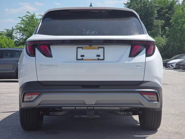 2026 White Pearl Hyundai Tucson SEL AWD SUV