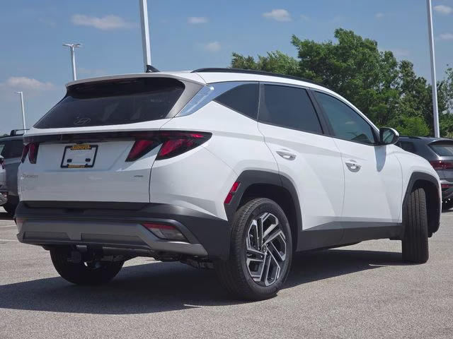 2026 White Pearl Hyundai Tucson SEL AWD SUV