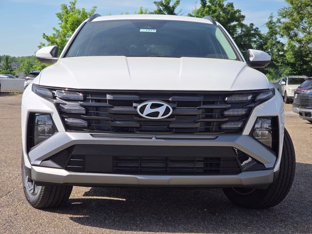 2026 White Pearl Hyundai Tucson SEL AWD SUV