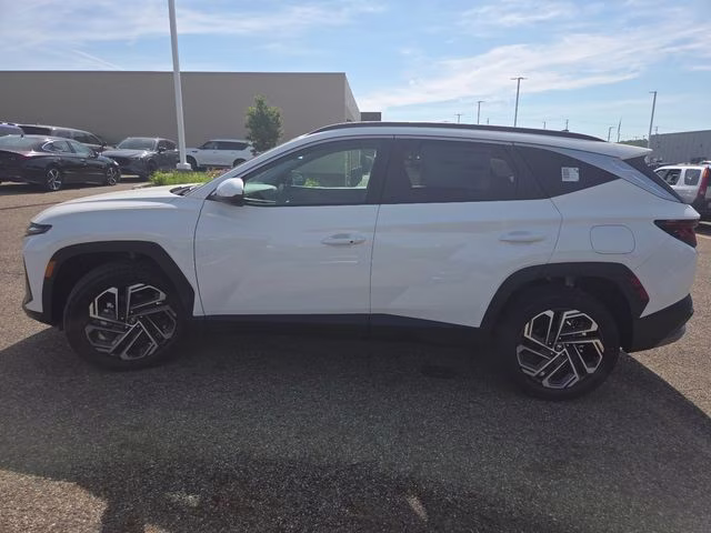 2026 White Pearl Hyundai Tucson SEL AWD SUV
