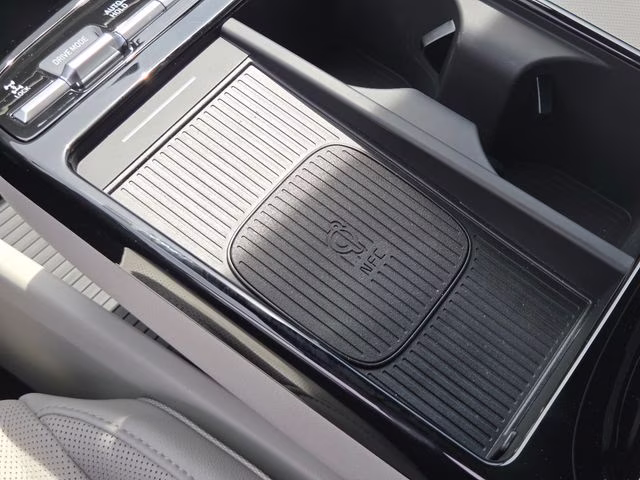 2026 Shimmering Silver Hyundai Tucson Limited AWD SUV