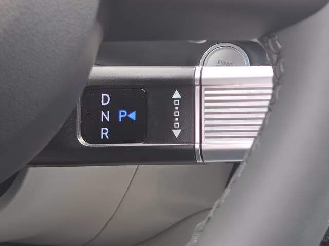 2026 Shimmering Silver Hyundai Tucson Limited AWD SUV
