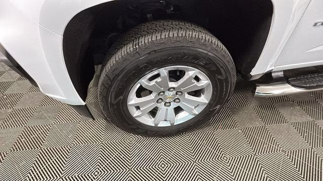 2022 Summit White Chevrolet Colorado LT RWD Truck