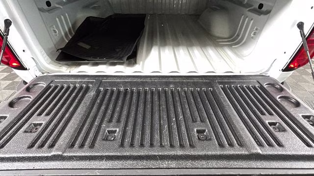 2022 Summit White Chevrolet Colorado LT RWD Truck