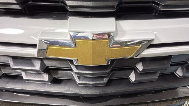 2022 Summit White Chevrolet Colorado LT RWD Truck