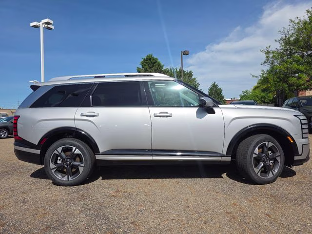 2026 Typhoon Silver Metallic Hyundai Palisade Limited AWD SUV