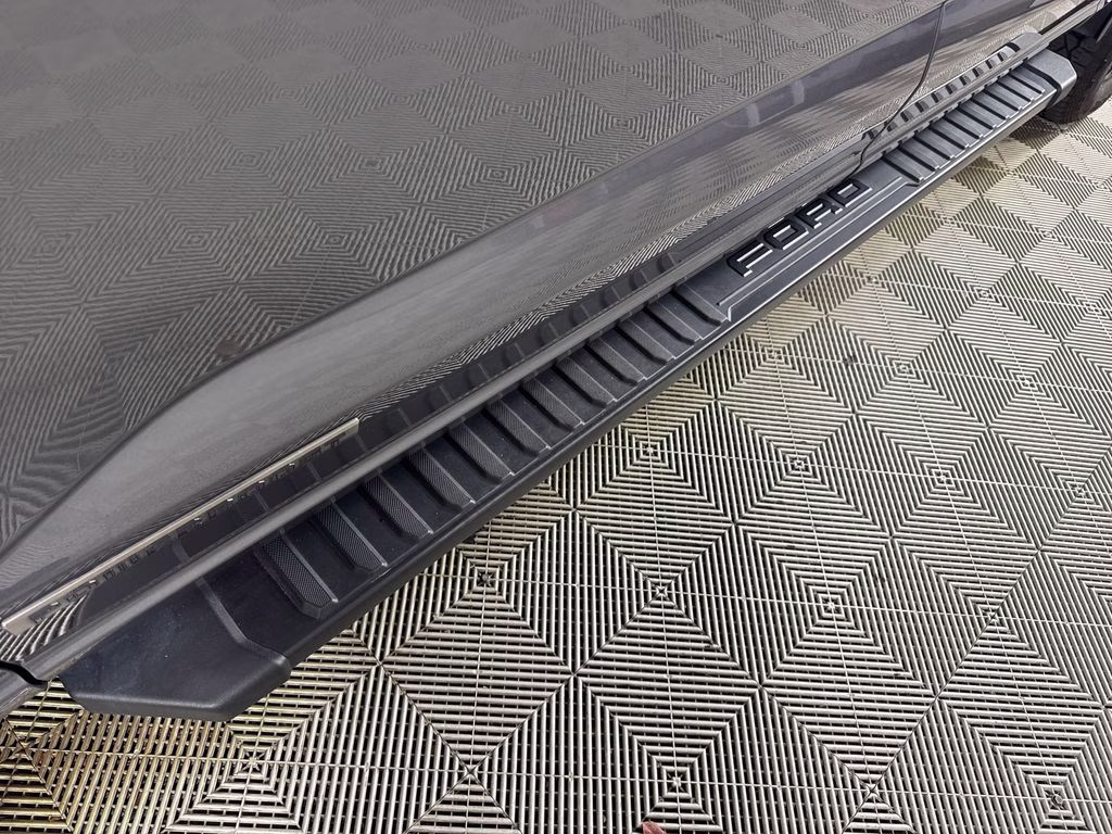 2024 Carbonized Gray Metallic Ford F-150 XLT 4X4 Truck