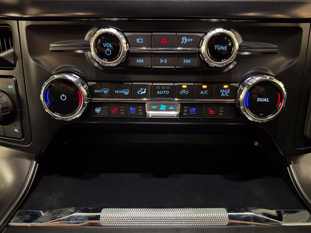 2026 Agate Black Metallic Ford F-150 Lariat 4X4 Truck