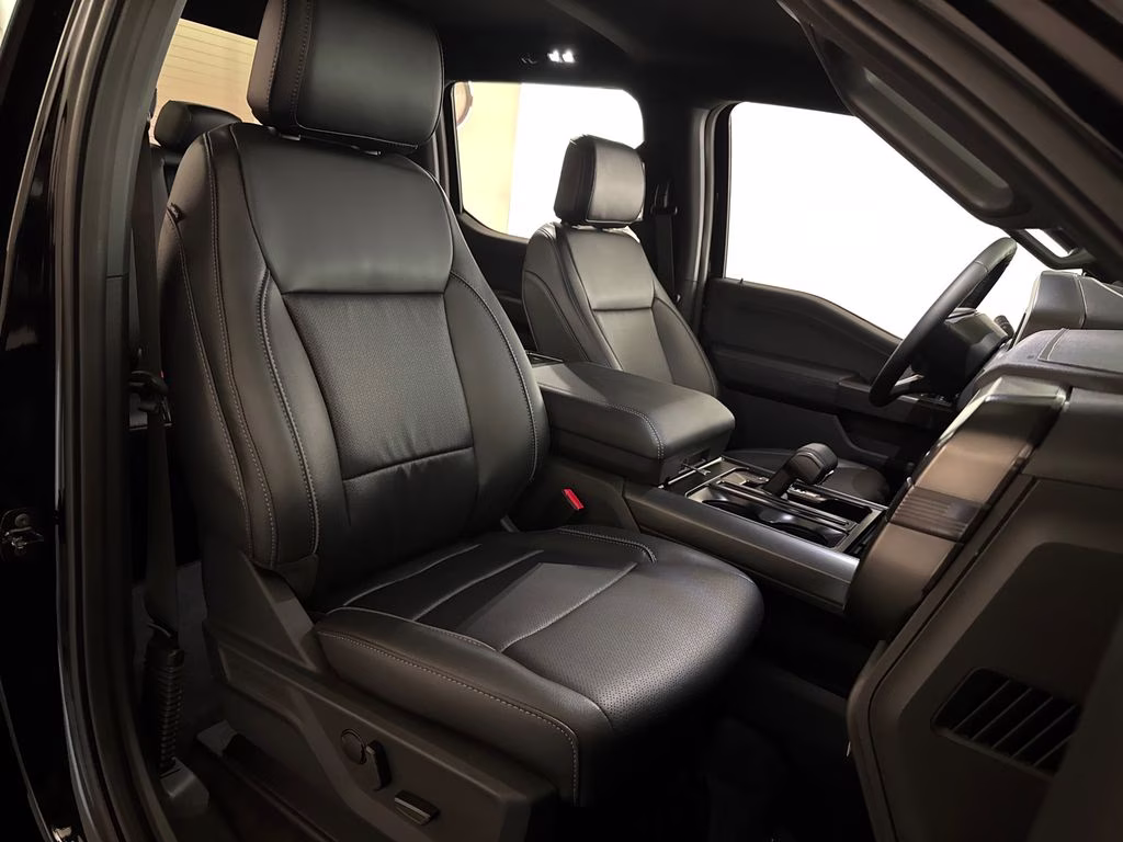 2026 Agate Black Metallic Ford F-150 Lariat 4X4 Truck