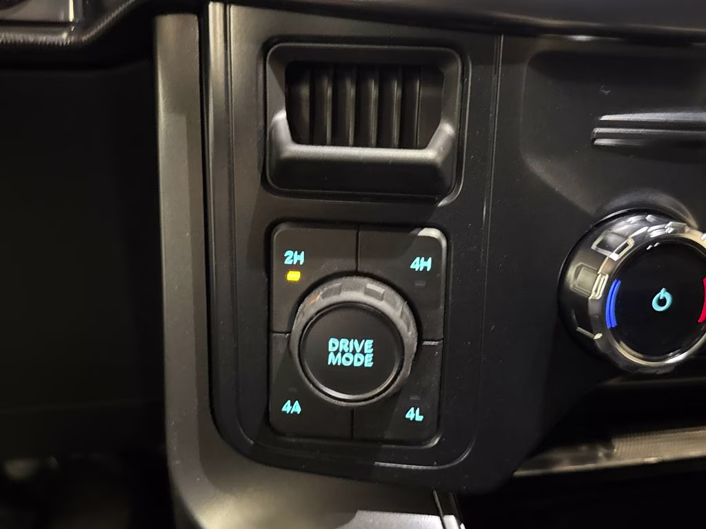 2026 Agate Black Metallic Ford F-150 Lariat 4X4 Truck