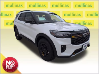 2026 Star White Metallic Tri-Coat Ford Explorer Tremor 4X4 SUV