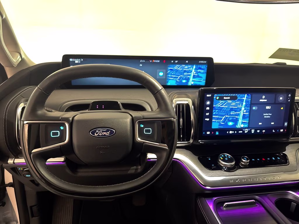 2025 Oxford White Ford Expedition Max Platinum 4X4 SUV