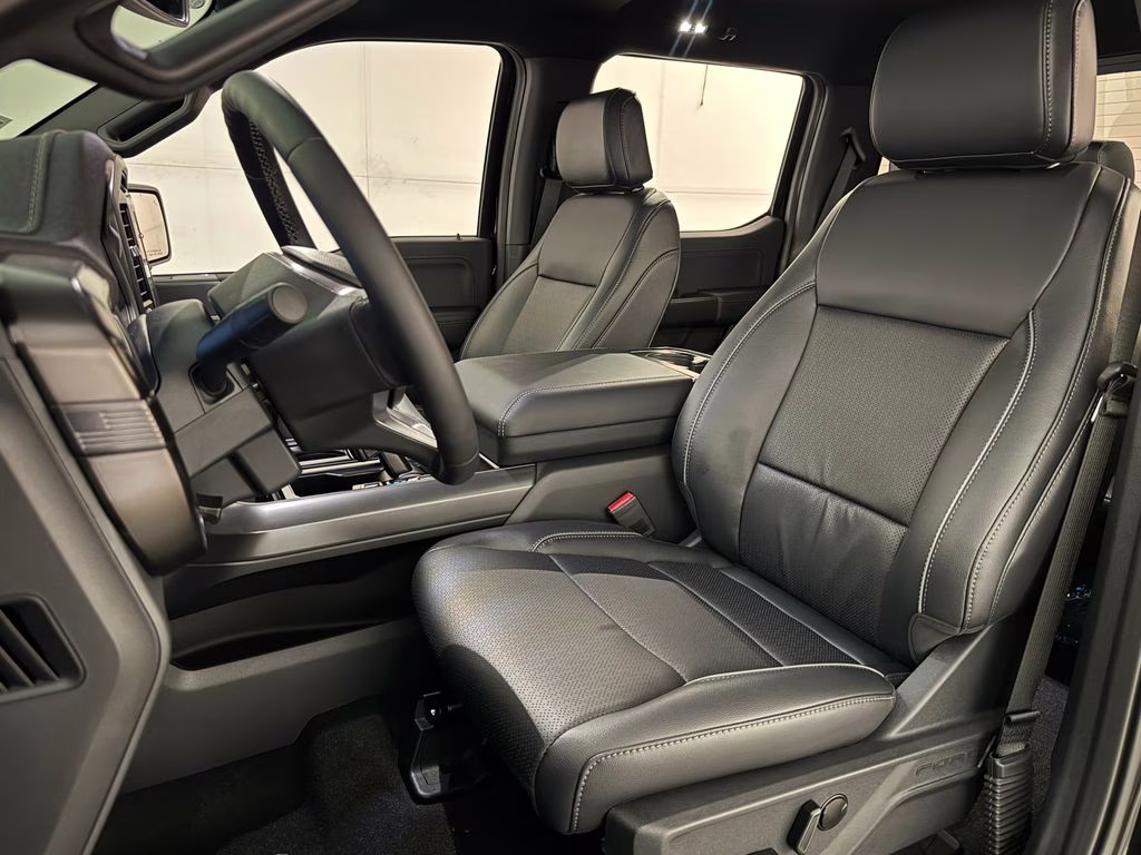 2026 Agate Black Metallic Ford F-150 Lariat 4X4 Truck
