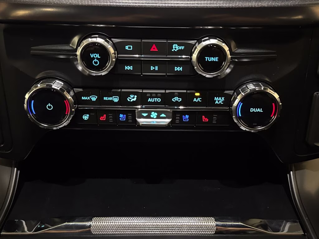 2026 Agate Black Metallic Ford F-150 Lariat 4X4 Truck