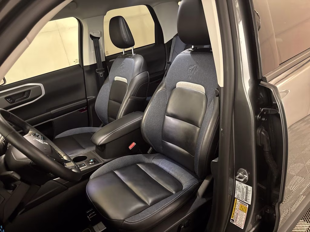 2025 Carbonized Gray Metallic Ford Bronco Sport Outer Banks 4X4 SUV