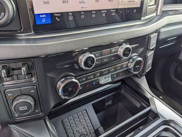2026 Avalanche Ford Super Duty F-250 SRW Platinum 4X4 Truck