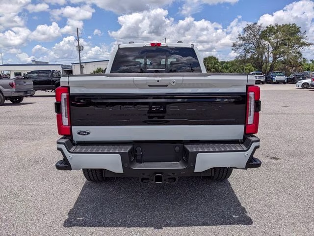 2026 Avalanche Ford Super Duty F-250 SRW Platinum 4X4 Truck