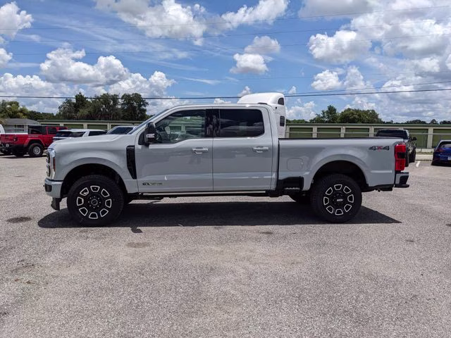 2026 Avalanche Ford Super Duty F-250 SRW Platinum 4X4 Truck
