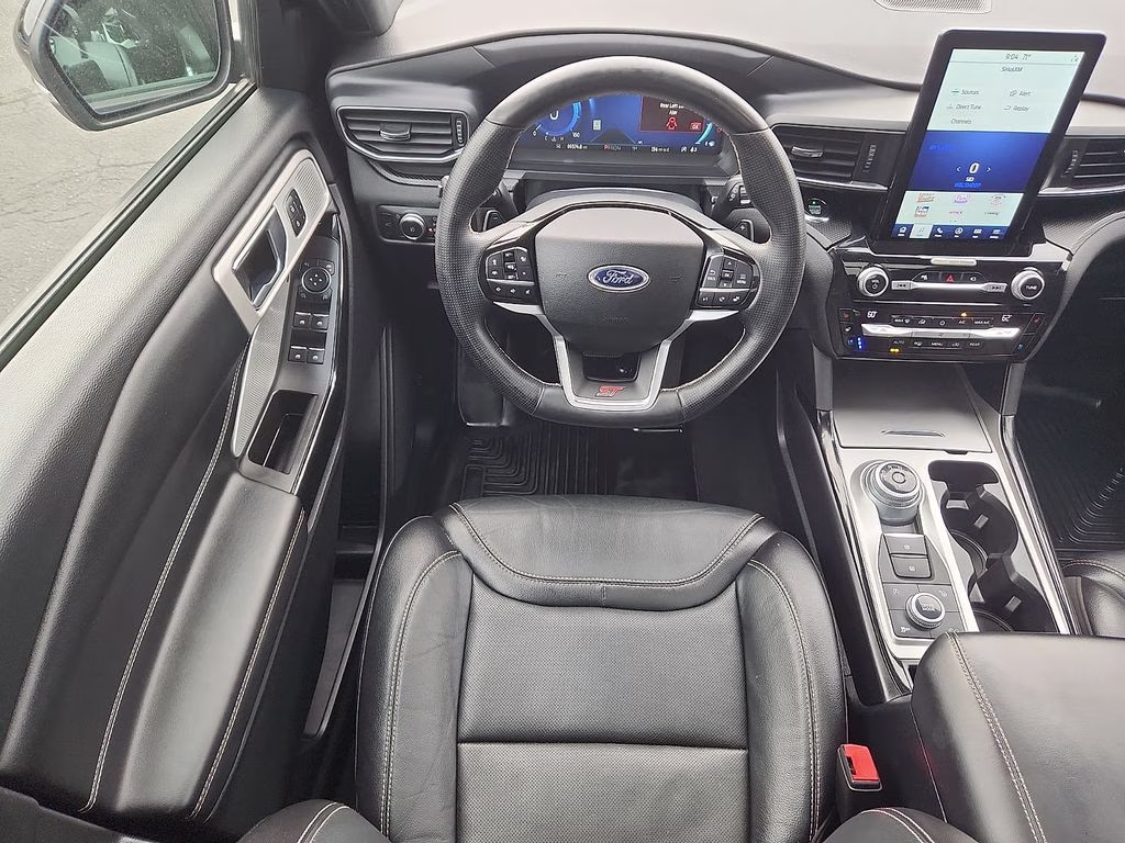2021 Gray Metallic Ford Explorer ST 4X4 SUV