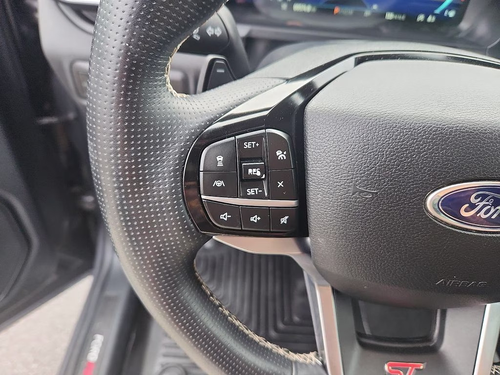 2021 Gray Metallic Ford Explorer ST 4X4 SUV
