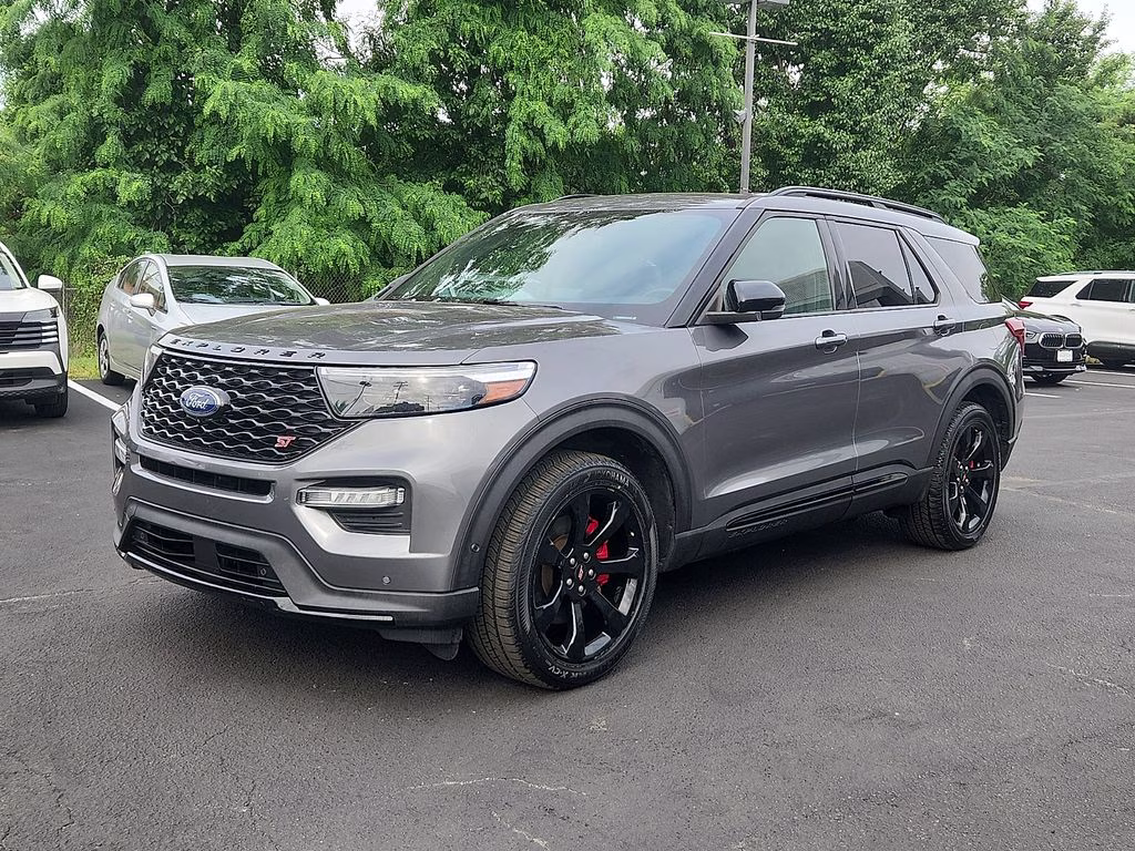 2021 Gray Metallic Ford Explorer ST 4X4 SUV
